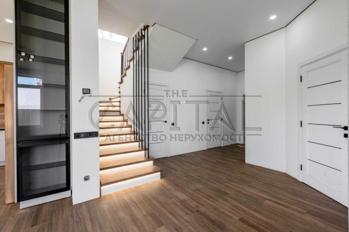 Продаж будинку 190 м² з ремонтом | Ходосівка | 8.5 соток | Новообухівська траса - фото 1