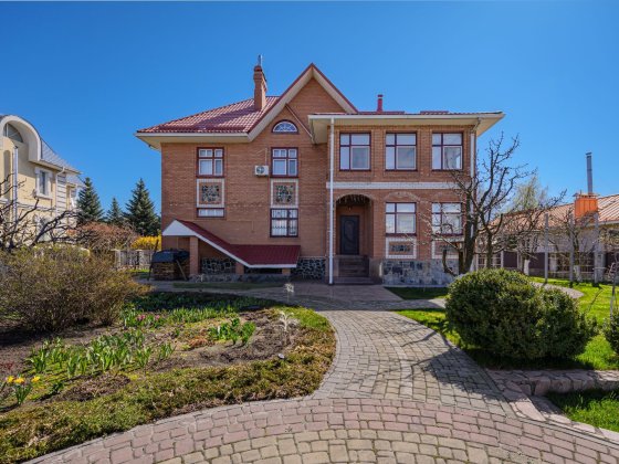 Продаж будинку 364 кв.м, Нові Петрівці|15 соток|Автономний
