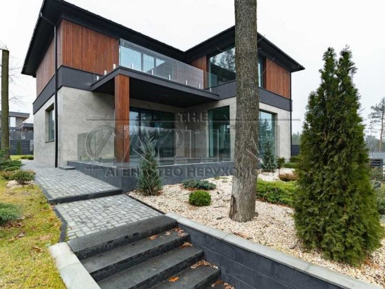 Будинок 354 м² з басейном | КМ Квітневе | Ходосівка | 19 соток Ходосовка