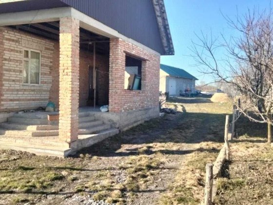 Дача біля Сквири але не в дачному кооперативі ! Сквира