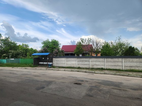 Будинок на дві частини