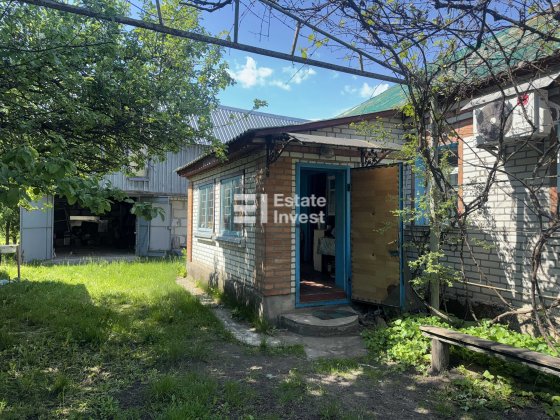 Продається цегляний будинок у мальовничому та тихому місці. с. Дмитрівка (хутір Петрівськ) Димер