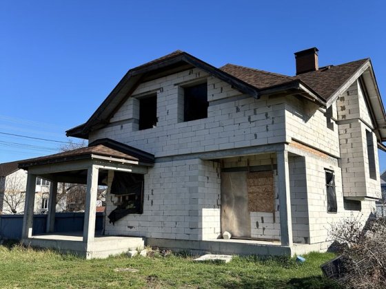 Продаж будинку 156 м2 Білогородка ділянка 15 соток Гнатівка
