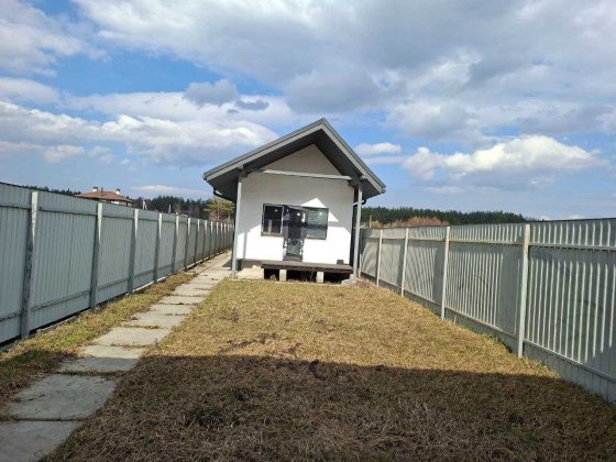 Продаж будинку "Барні Хаус" з терасою біля озера с.Горенка Горенка