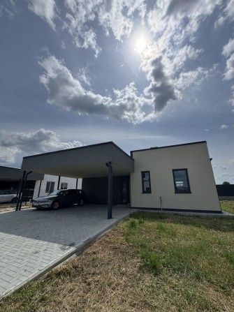 Продаж будинку 100м2 в новому Котеджному Містечку с. Святопетрівське - фото 1