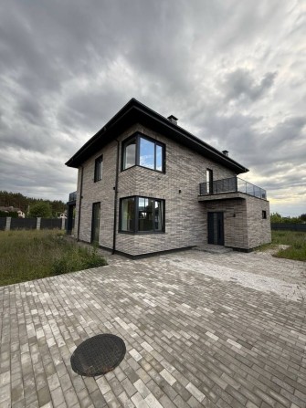 ТЕРМІНОВИЙ ПРОДАЖ!!!! Будинок 163 м² | 12 соток | 4 спальні | поруч ліс | 14 км до Києва | Заходь і  - фото 1