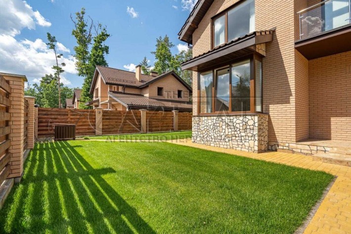 Продажа дома с современным ремонтом Гора Бориспольский район - фото 1