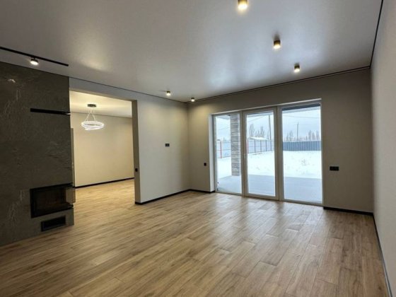 Будинок 125 м² з терасою, ділянка 11 соток, Дмитрівка