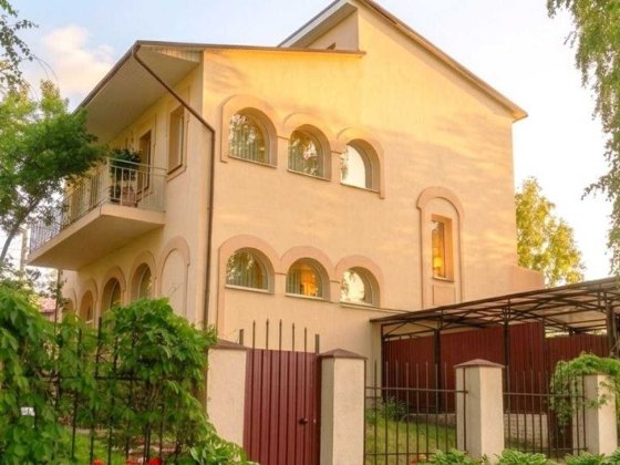 Продаж затишного будинку 180 кв.м з басейном та банею в Забуччі. Від власника без% Забуччя
