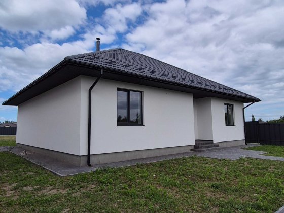 Продаж будинку 125 м² з терасою 20 м² на ділянці 11 соток у Дмитрівці