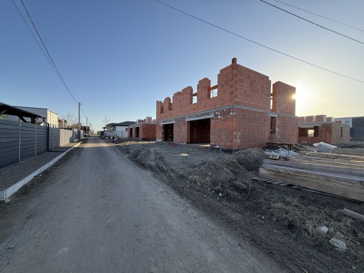 $550м/кв.Дуплекс біля р.Десна,закрита територія,асфальт,20хв від Києва - фото 1