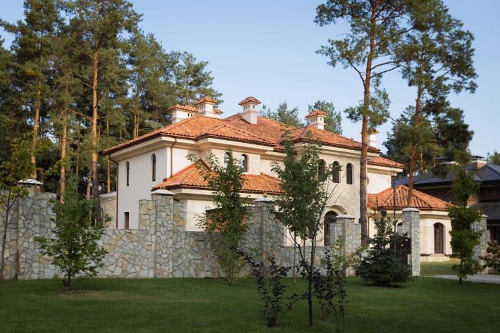 Продаж VIP-будинку 460м² + 21 сот, сосновий лiс, на воду - фото 1