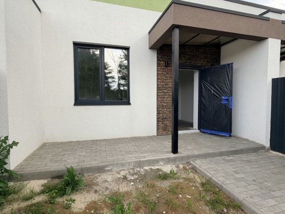 Таунхаус з  ремонтом, газ, парковка, тераса Михайлівка-Рубежівка