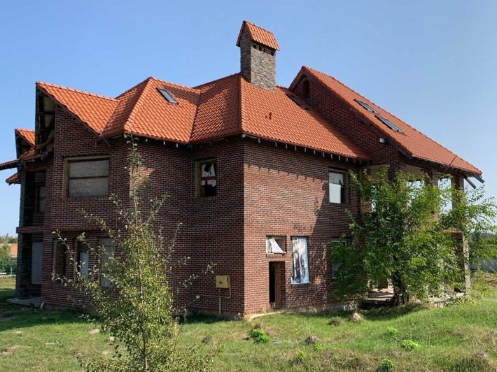 Продаж будинку 403 м2 с Осикове Київська обл 24 сот - фото 1