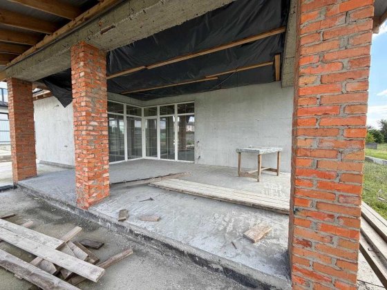 Великий дуплекс в Михайлівка-Рубежівка, 138м2 одноповерховий, 6.2 сотки, Газове опалення