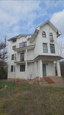 Продаж будинку-особняка 314 м2 с Петрушки Київська область Бучанський район вул Дачна  без комісії г - фото 1