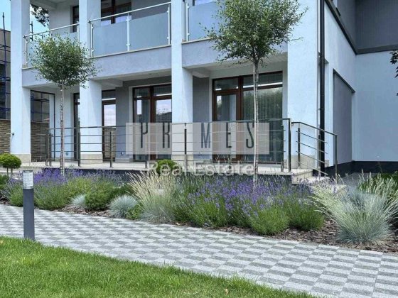 Продажа дома 250м2 с выходом к озеру, Плюты, Обуховский район Плюти