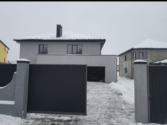 Котедж в с.Погреби (броварський р-н) Погреби