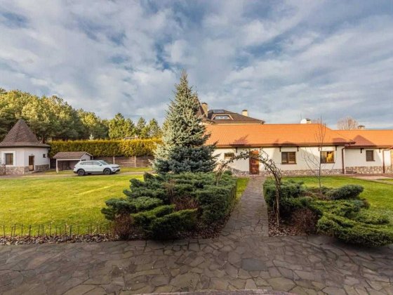 Продаж будинку, Проців, 700м2, 25 соток, вихід на воду Процев