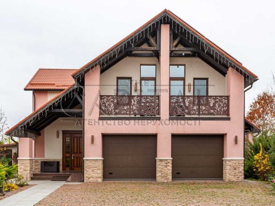 Продажа дома 400м2 с.Плюты/Обуховский р-н/с ремонтом/выход на воду/35 соток Плюты