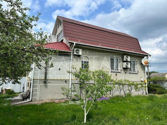 Продаж будинку з виходом на воду в Романкові Романков