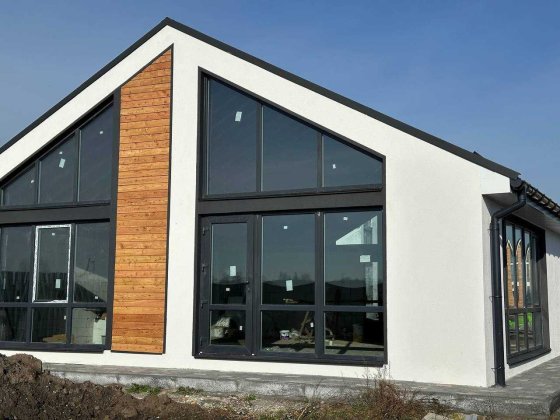 Продаж котеджу 125 кв.м, в містечку Gardd House, розстрочка 12 міс. Рожни