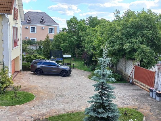 Продам домоволодіня по вул. Квіткова 1, с. Щасливе, 850 м2 Щасливе