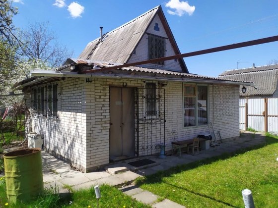 Продається затишний одноповерховий будинок з мансардою в с. Хлепча Хлепча