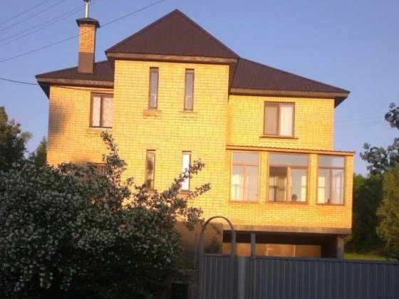 Продам власний будинок Хотів