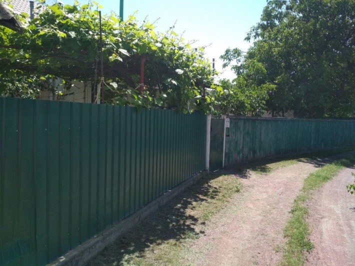 Продам БУДИНОК з ДІЛЯНКОЮ 24 СОТКИ на березі річки Хотянівка! Власник! - фото 1