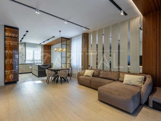 Продаж будинок преміум-класу 220м² у Хотові — 5 хв до Києва, генератор, 25 кВт Хотов