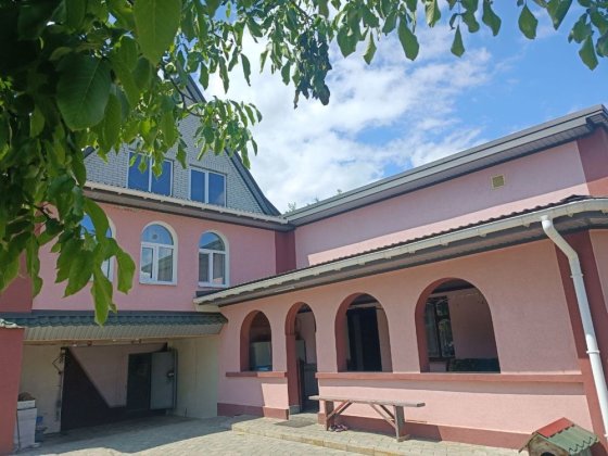 Продам Будинок з копанкою в селі Шкарівка Шкарівка