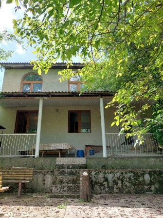 Продам житловий будинок біля озера у с. Горбовичі - фото 1