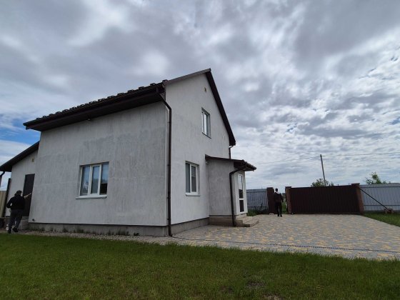 Будинок 85 м² + котельня, ділянка 7,8 соток, мінімальне оформлення Шпитьки