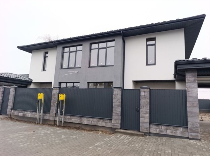 Просторий дуплекс преміум-класу 130 м² + тераса 14 м² на ділянці 3,82 сотки - фото 1