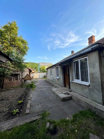 Продаж частини будинку з ділянкою у Винниках вул. Івана Франка - фото 1
