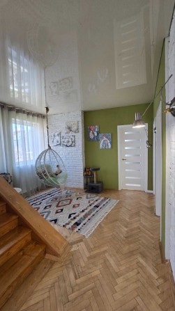Продаж будинку м.Винники вул.Повстанців спарений з ремонтом. - фото 1
