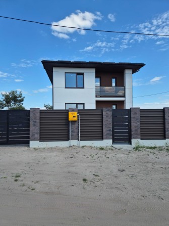 Будинок у с. Бірки(Брюховичі), біля м. Львів, 6 сот, 156 кв м - фото 1