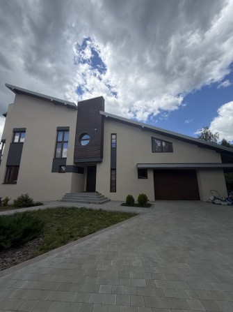 Продається будинок в Брюховичах - бічна Лікарськоі - фото 1