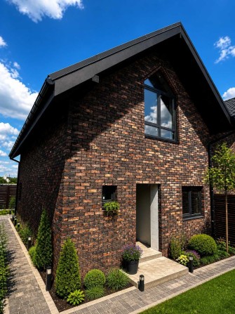 Продаж Кутовий Таунхаус  Забудовник Баварська кладка 2.5 сот. 100 м2 - фото 1