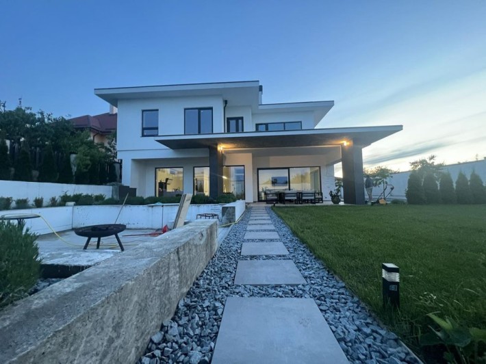 Продаж VIP будинку 300 м2 в с.Солонка - фото 1