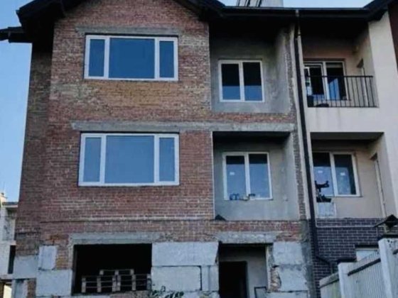 Продаж котеджу Солонка центр Центральні комунікаціі! Можна перерахунок Солонка