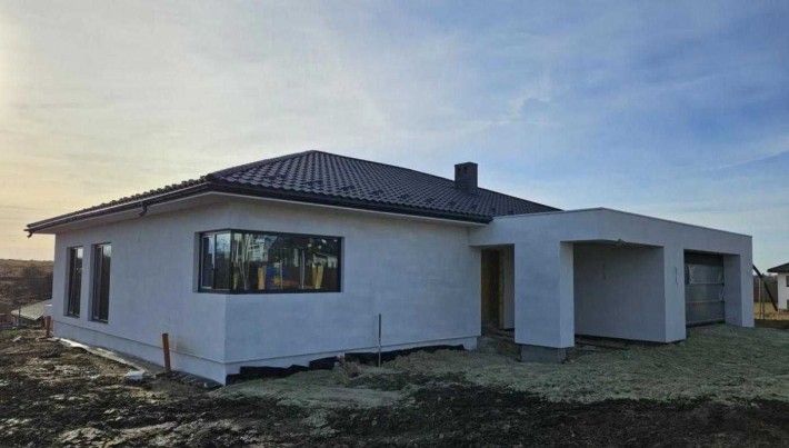 Продаж будинку в селі Солонка, Львівська область, Львів. - фото 1