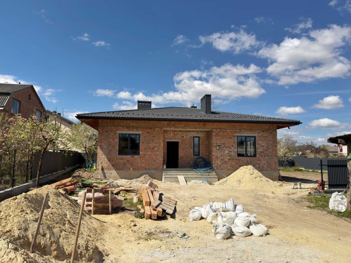 ПРОДАЖ 1-но поверхового окремостоячого будинку с. Зимна Вода, вул. Довбуша - фото 1