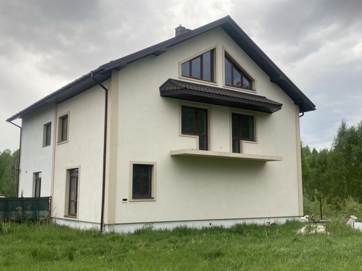 Продаж будинку спареного типу с. Конопниця (Зимна Вода) біля лісу - фото 1