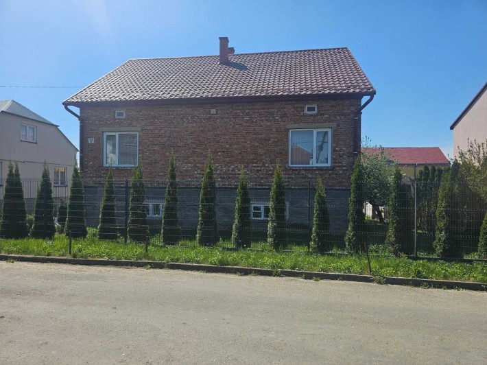 Продаж будинку в м. ГОРОДОК. Неподалік від центру. - фото 1