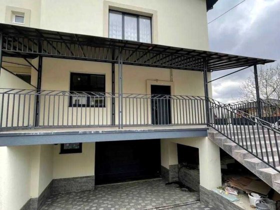 Продаж сучасного 3-поверхового будинку на околиці Львова с. Зимна Вода Зимна Вода