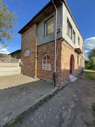 Продам будинок в місті - фото 1