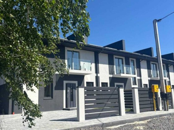 Продаж танхауса в с. Конопниця, 126 м² Конопниця