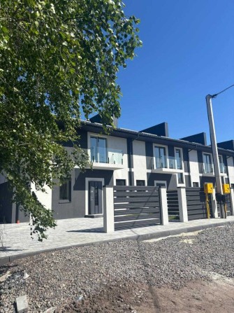 Продаж танхауса в с. Конопниця, 126 м² - фото 1